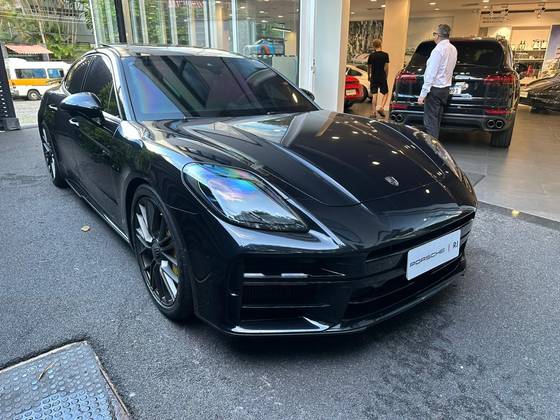PORSCHE PANAMERA 4.0 V8 E-HYBRID TURBO S PDK PORSCHE PANAMERA 4.0 V8 E-HYBRID TURBO S PDK